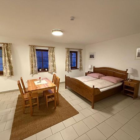 Trilety Mlyn Hotel Police Kültér fotó