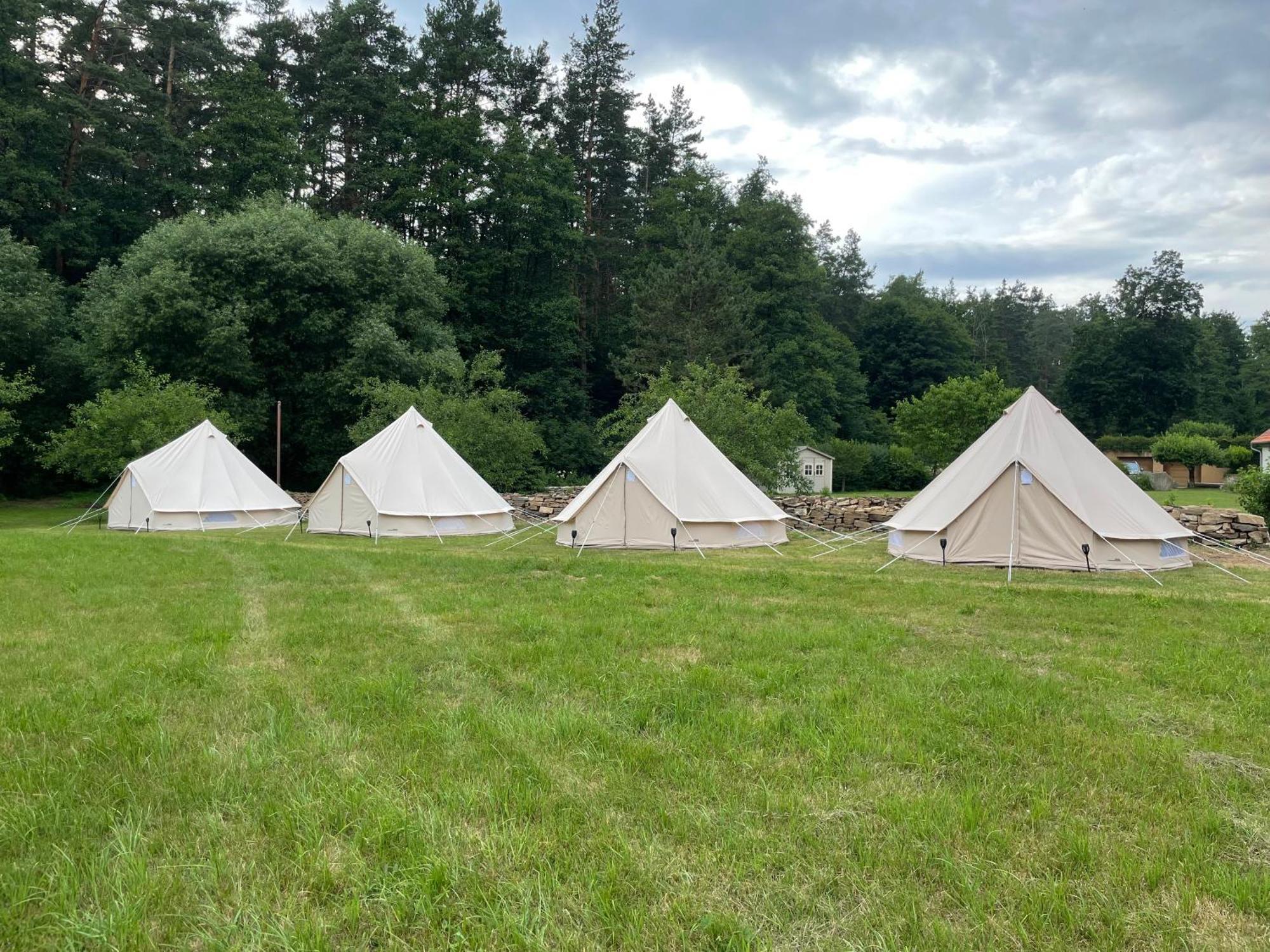 Trilety Mlyn Hotel Police Kültér fotó